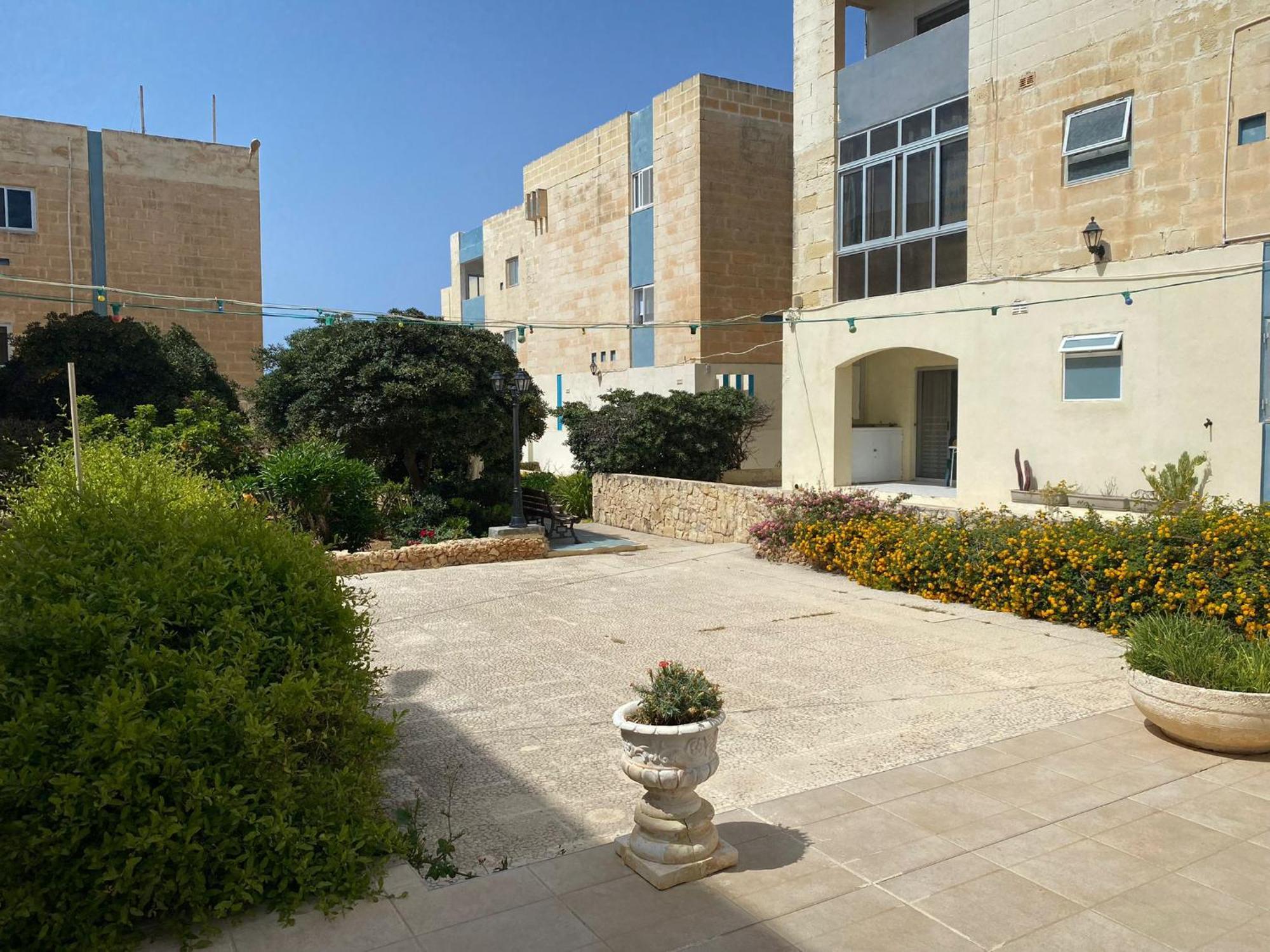 Beautiful Flat With Swimming-pool & Seaview Apartment