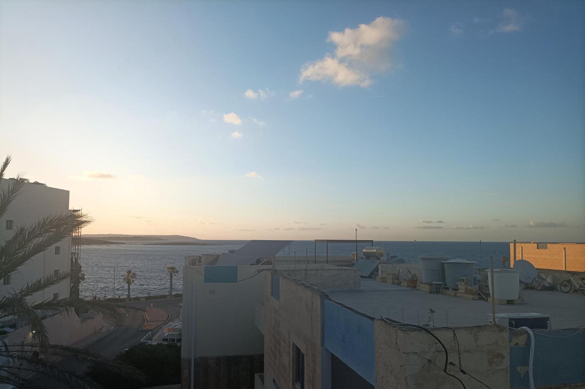 Beautiful Flat With Swimming-pool & Seaview *