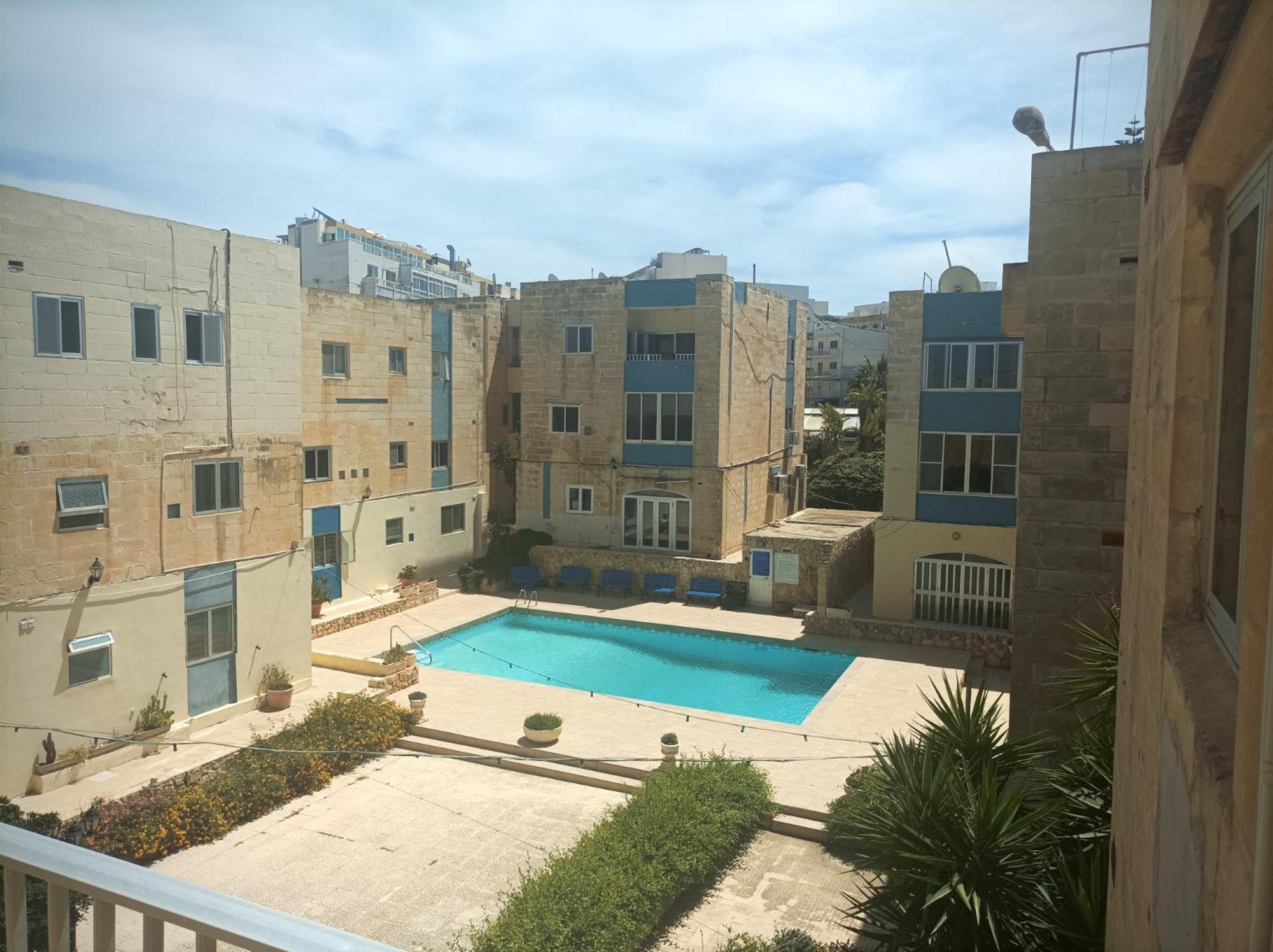 Beautiful Flat With Swimming-pool & Seaview